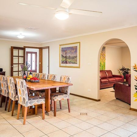 Watervale Hotel Guesthouse Bagian luar foto